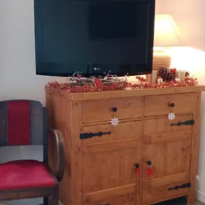 Studio Avec Jardin Au Pied Du Revard Dans , Aix-les-Bains France