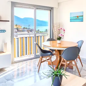 Appartement La Perle 2p Vue Terrasse 2 Mins Garage Clim, Roquebrune-Cap-Martin